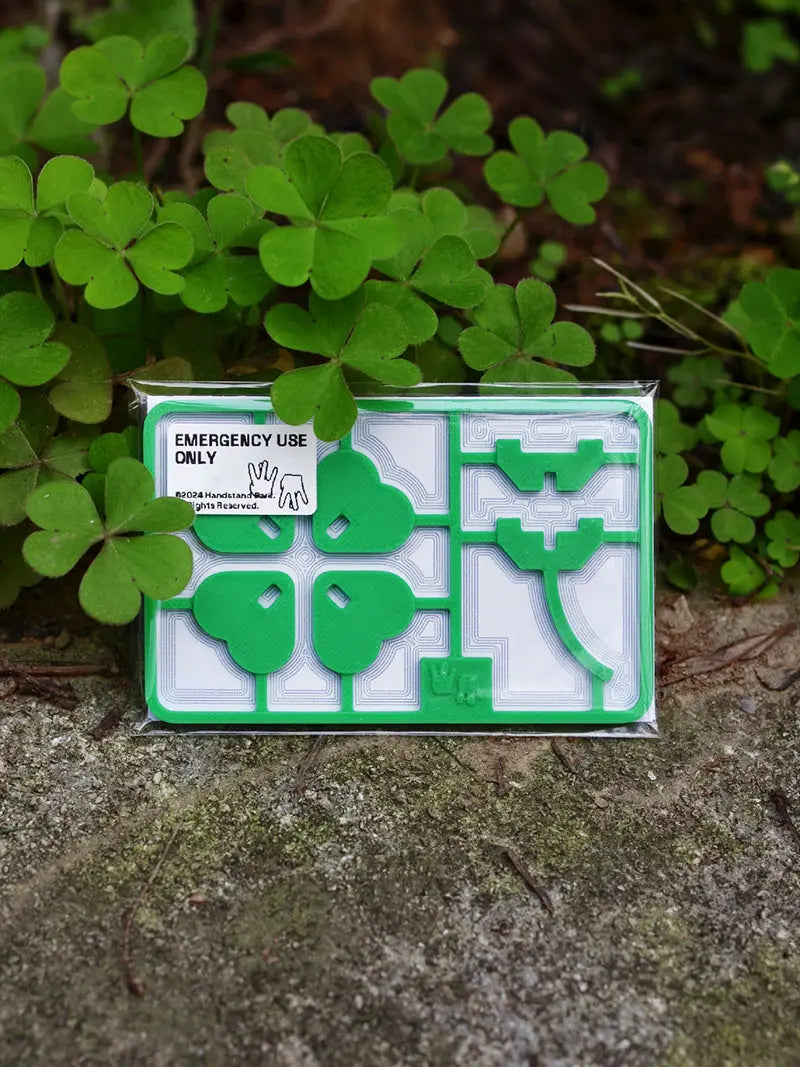Quick-assemble Four-leaf Clover | 3D Printed Toy Footnote Accessories Co.